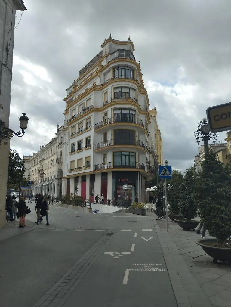 Appartement Apartamento Atico Moderno Jerez de la Frontera Spanje